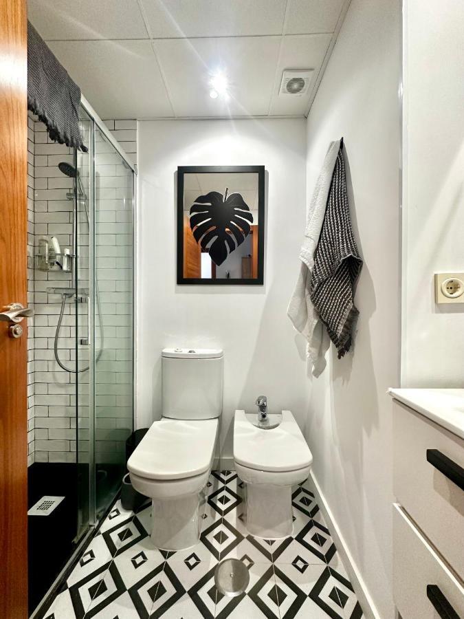 En Pleno Centro, Super Coqueto Y Perfecto Para 2, Málaga Exterior foto